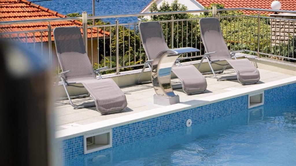 Trogir-Luxury Villa Sapphirus Seget Vranjica Dış mekan fotoğraf